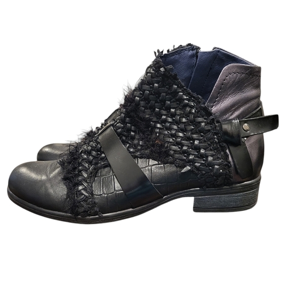Unity in Diversity Black & Metallic & Braided Boots/Booties Sz38 (US 7-7-7.5) - Picture 1 of 8